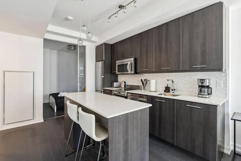 Amazing View 2Br St Lawrence Market Condo, Downtown Toronto 0*,  Canada